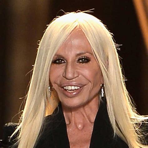 donatella versace nude|Donatella Versace: Wirbel um ihr „neues Gesicht“